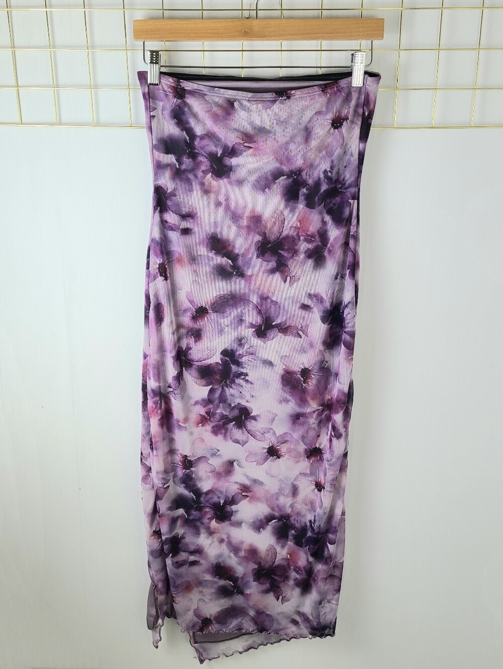 Urban Outfitters Samara Violet Mesh Strapless Dress - Picture 4 of 10